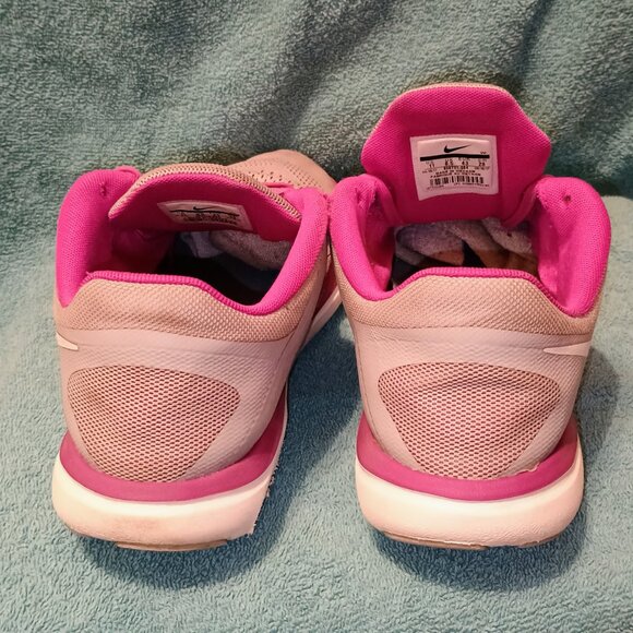 Nike Women's Flex 2016 RN - Picture 4 of 6